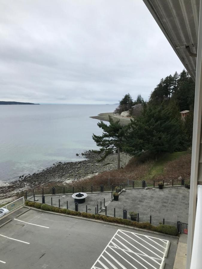 Beach Gardens Resort And Marina Powell River Exterior foto